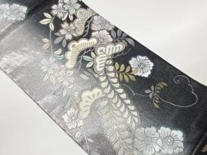 松藤に枝垂れ桜・花葉模様織出し袋帯